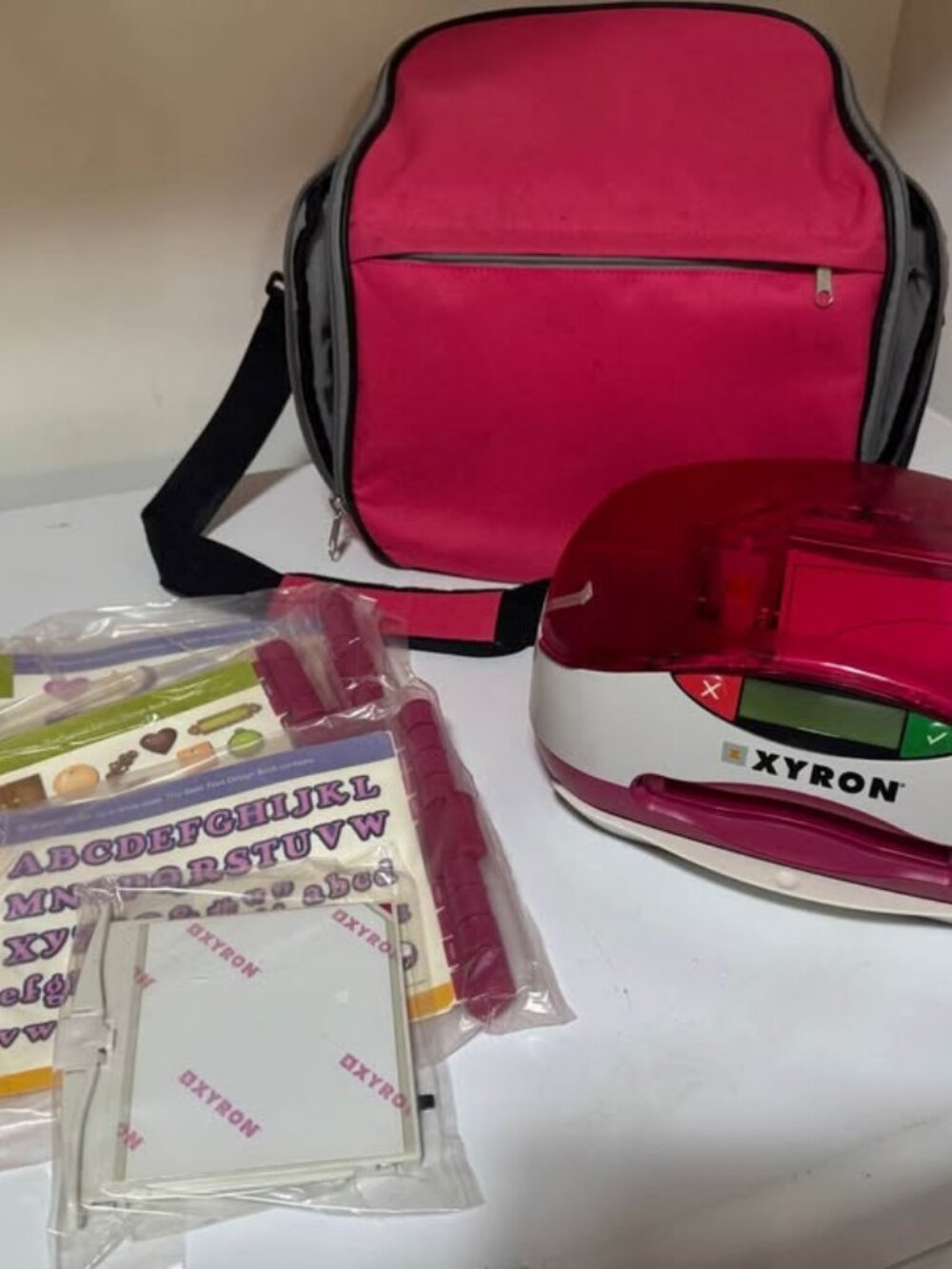 Xyron Pink Personal Cutting System w/Storage Carry Bag